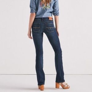 𝐋𝐮𝐜𝐤𝐲 𝐁𝐫𝐚𝐧𝐝 𝐉𝐞𝐚𝐧𝐬